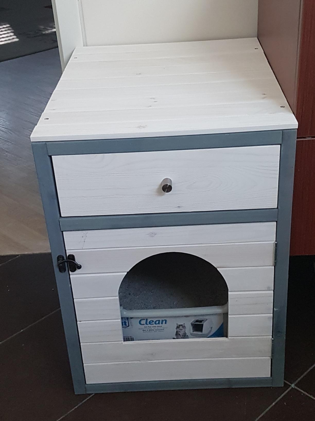 Schneller Aufbau, Katze happy