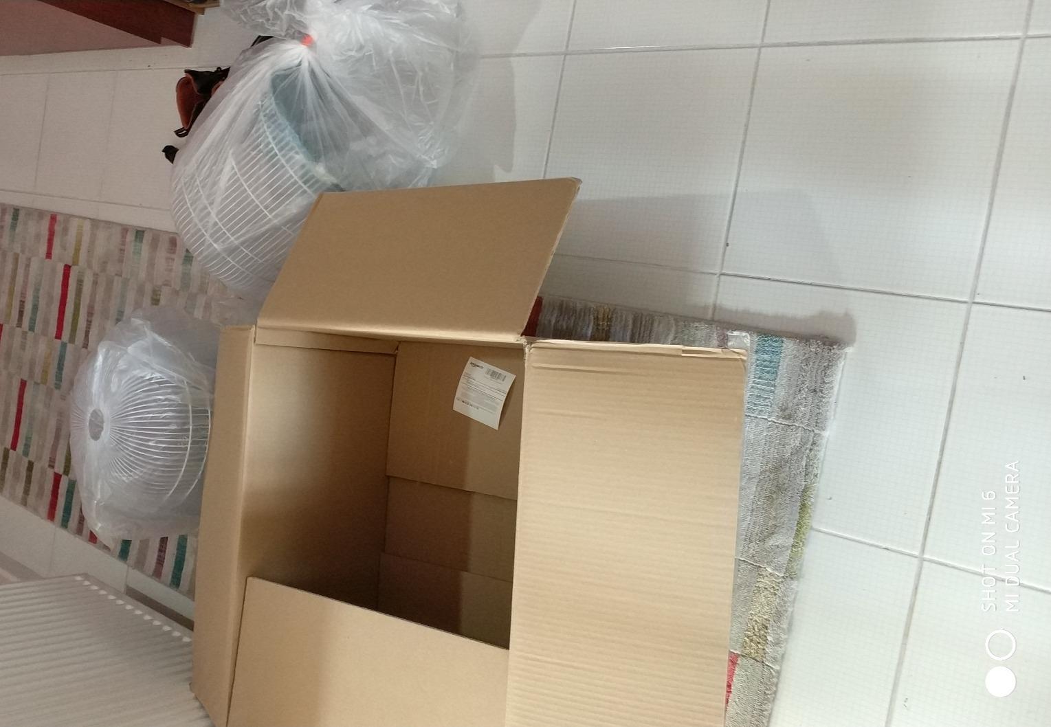 Hübscher Käfig für einen Welli