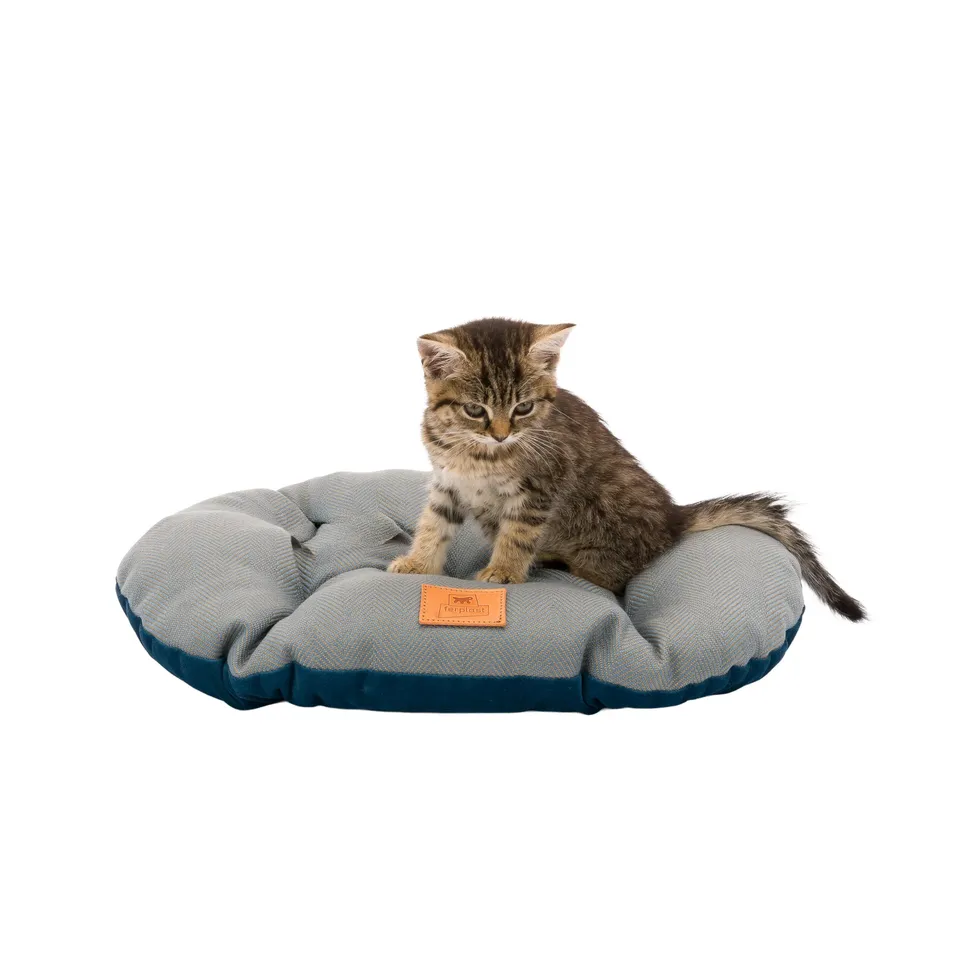 ferplast-kissen-stuart-45-2-hunde-und-katzenkissen-43-x-30-cm-blau image 1