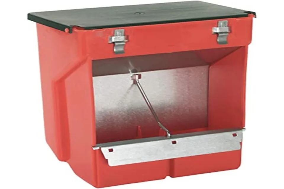 kerbl-pet-futterautomat-f-r-kaninchen-3500-ml-rot-mit-2-fresspl-tzen-und-abdecku image 1