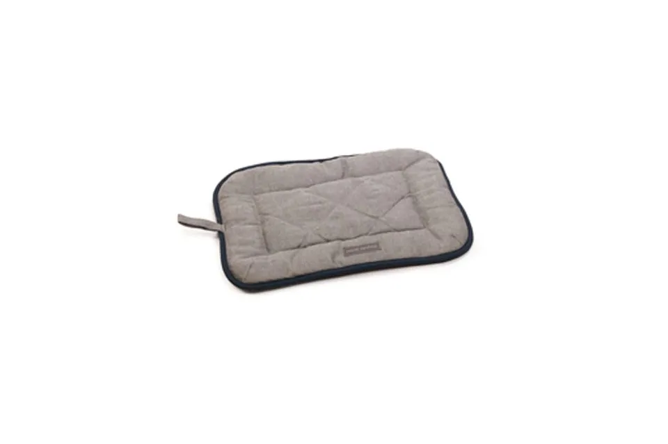 karlie-beeztees-dgs-nano-chenille-sleeper-cushion-lex-liegekissen-grau-49x36x3-5 image 1