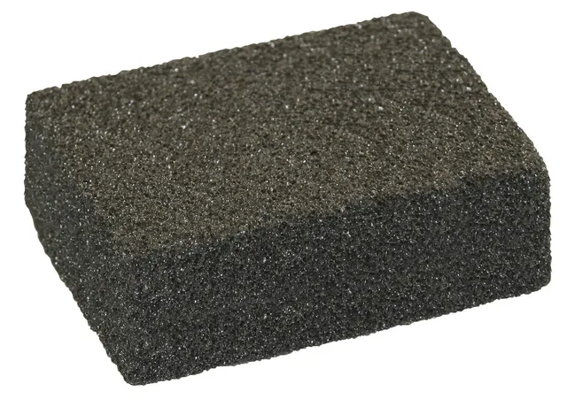 kerbl-covalliero-fell-putzstein-wonderstone-schwarz-11x10x4-cm image 1