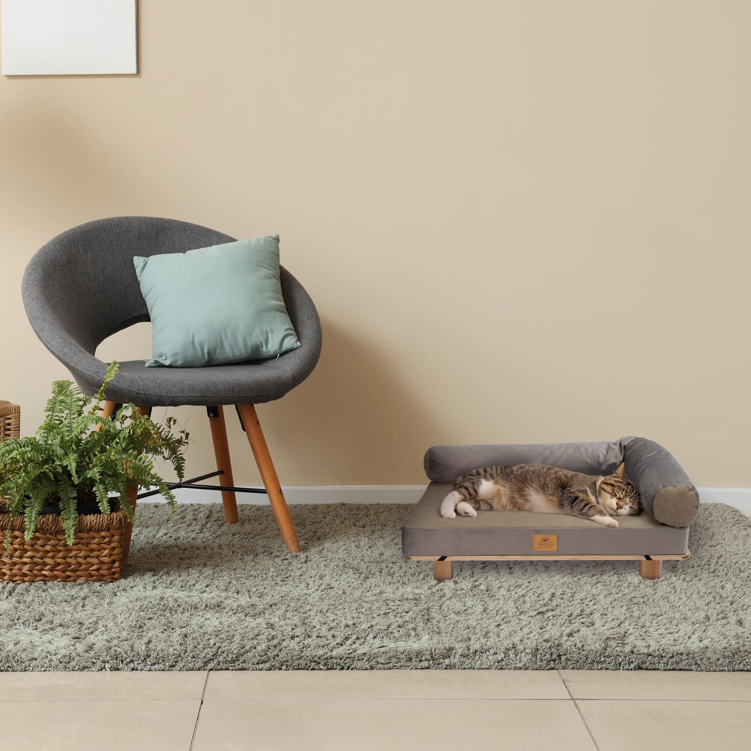 ferplast-hundebett-katzenbett-holz-mit-kissen-63-x-40-x-24-cm image 2