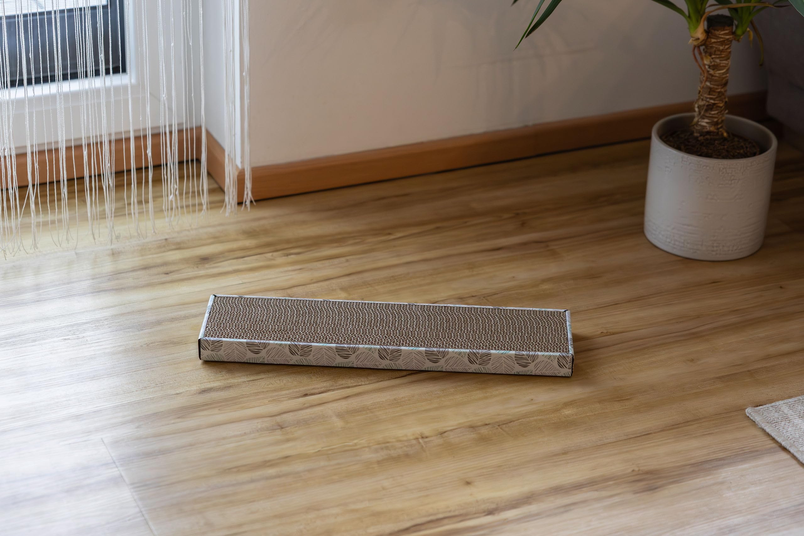 kerbl-pet-katzenkratzbrett-flat-kratzbrett-wellpappe-46-x-12-x-3-cm image 2