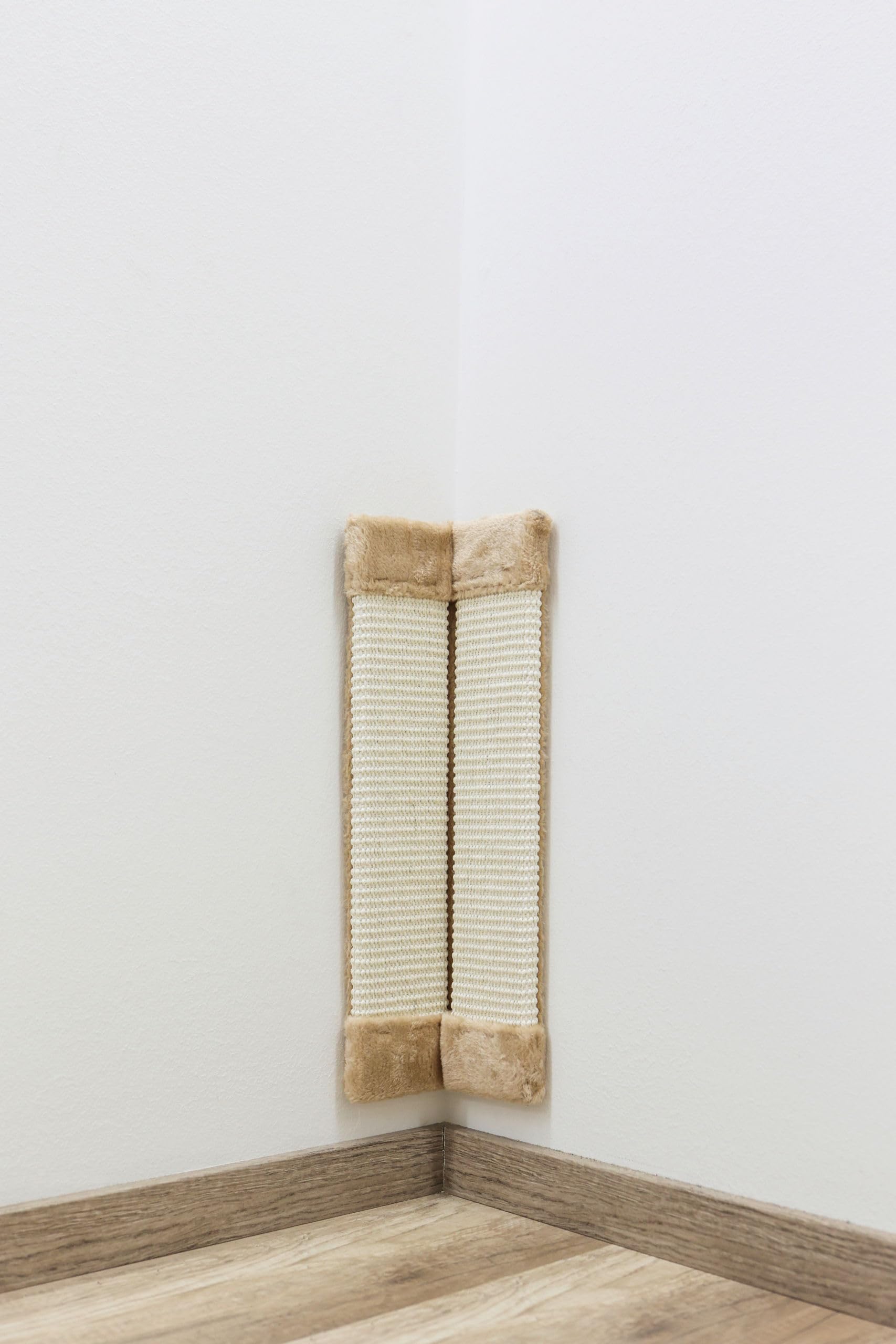 kerbl-pet-sisal-kratzbrett-f-r-zimmerecken-49-x-23-cm image 3