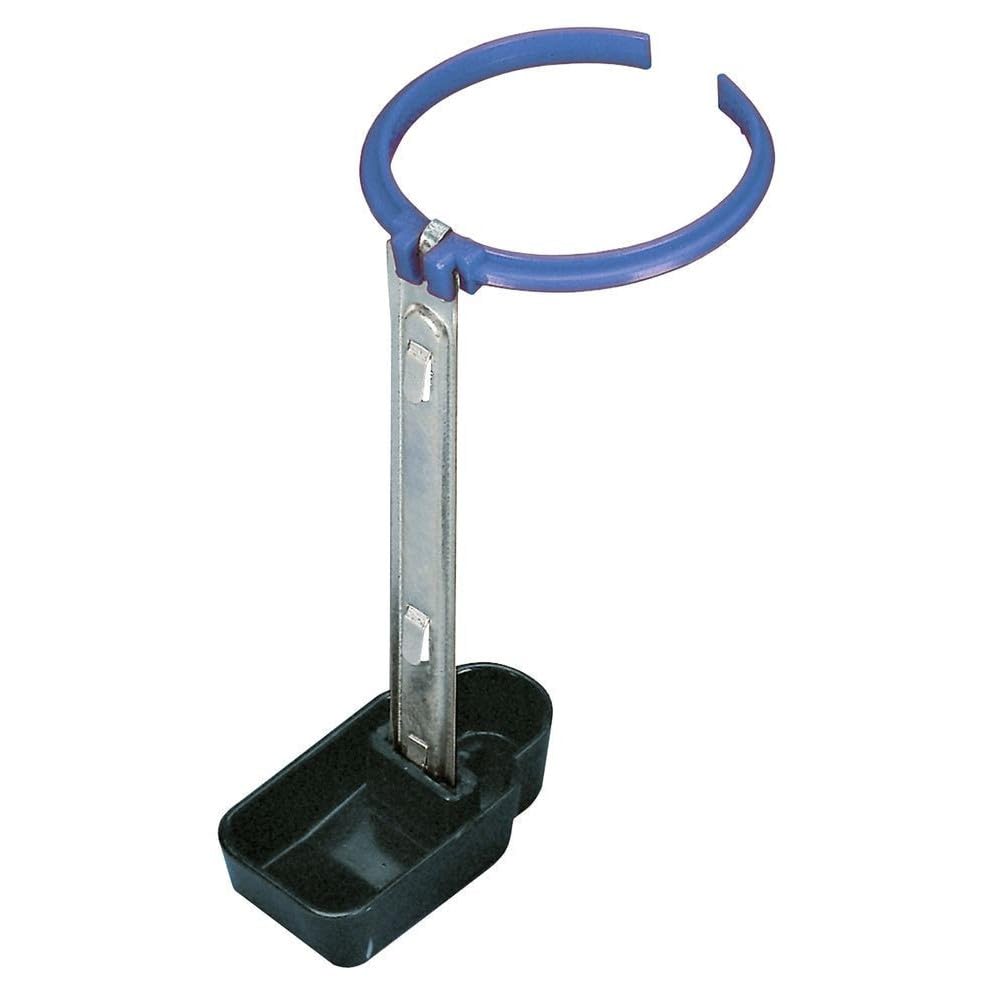 kerbl-74306-flaschenhalter-aus-kunststoff-mit-halterung-25-5-cm image 1