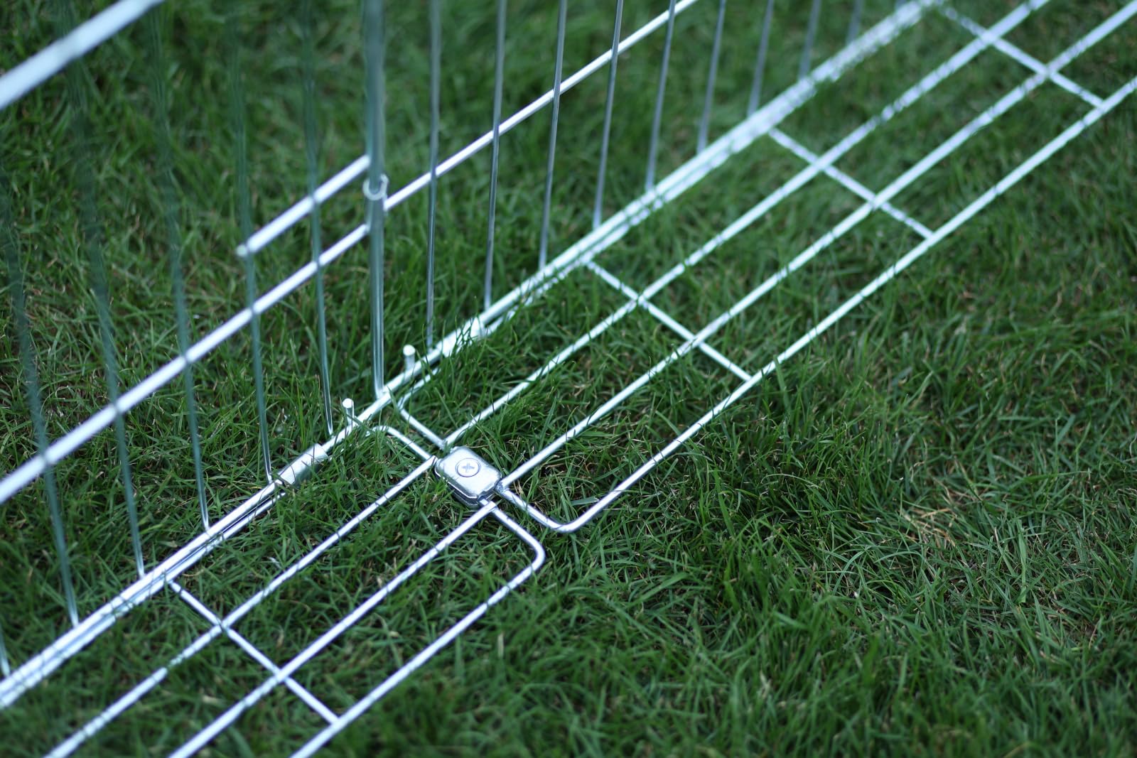 kerbl-pet-freilaufgehege-230x115x70-cm-mit-ausbruchsperre-sonnenschutz-und-4-t-r image 5