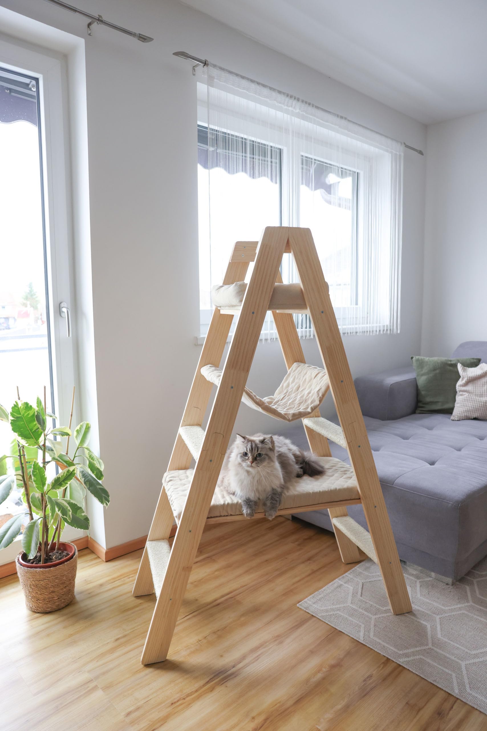 kerbl-pet-kratzbaum-ladder-natur-beige-97-x-35-x-134-cm-holz-mit-velours-und-sis image 2