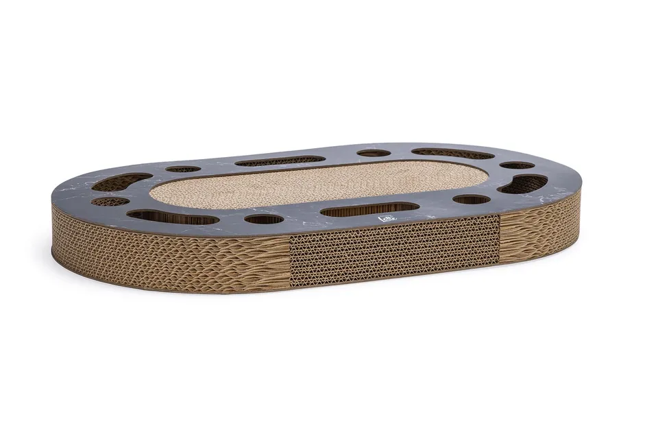 designed-by-lotte-meda-kratzspielzeug-karton-schwarz-58x35x6-cm image 1