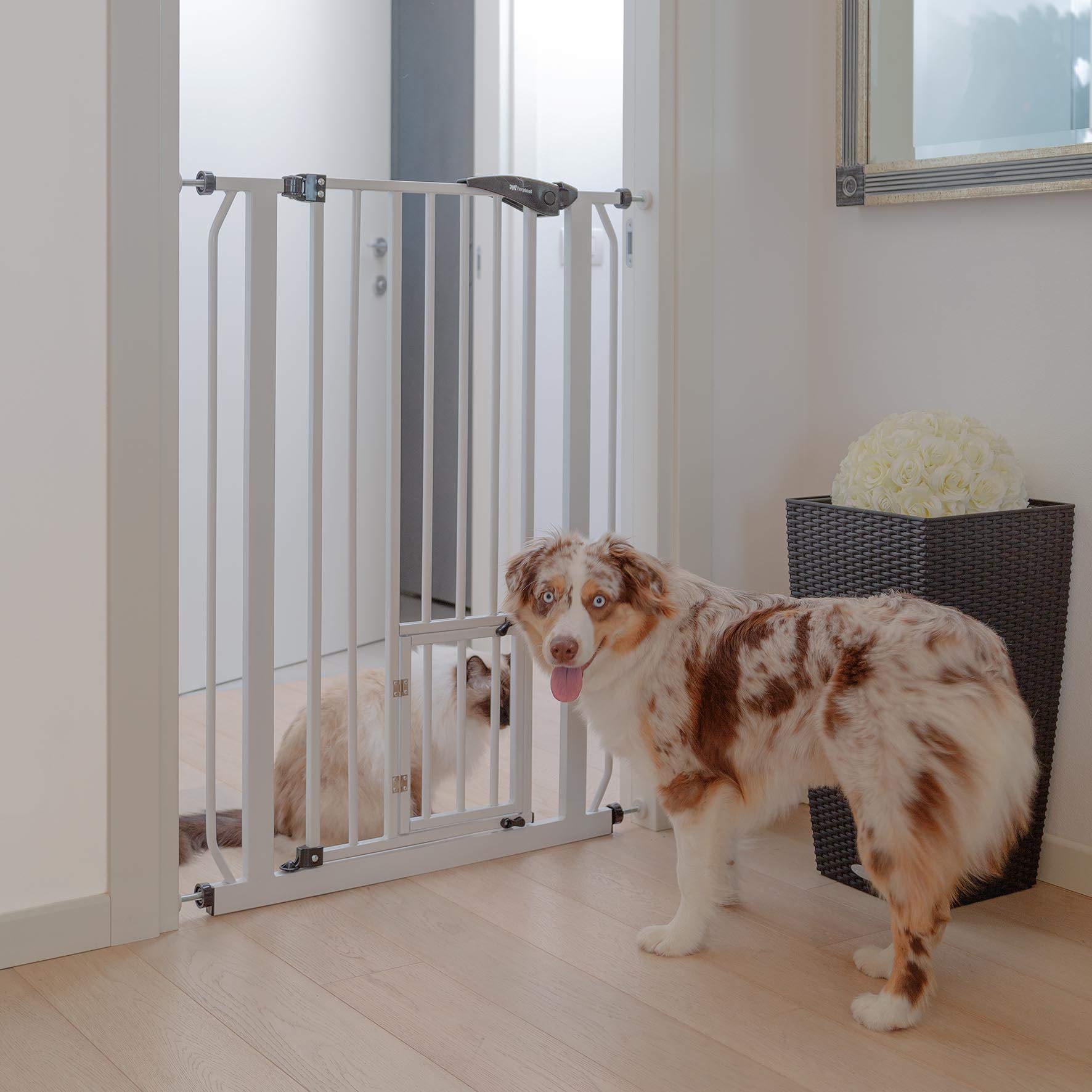 ferplast-pet-gate-t-rschutzgitter-f-r-hunde-und-katzen-73-83-x-h-105-cm-wei image 2