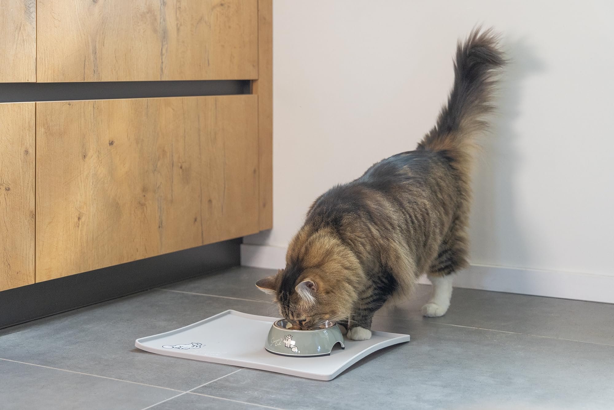 simon-s-cat-napfunterlage-von-karlie-l-40x30x1-cm-hellgrau image 6