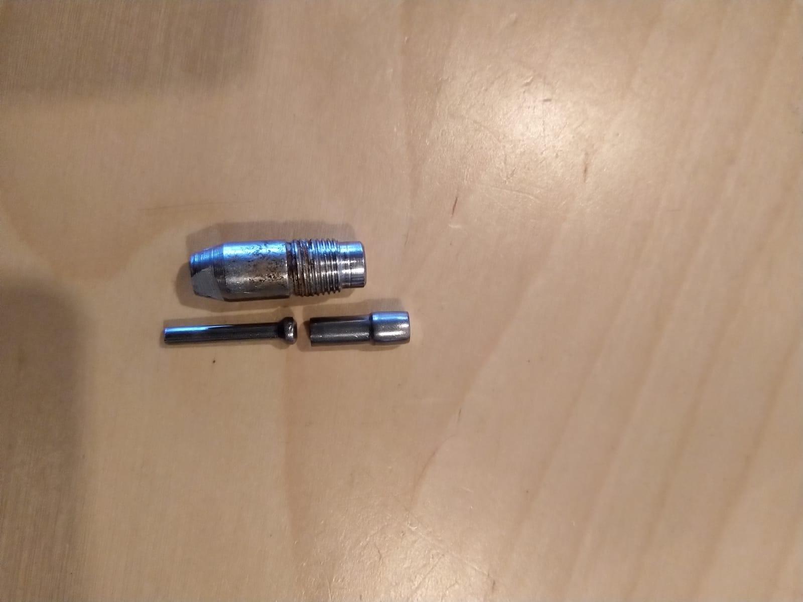 Bei uns undicht am Deckel