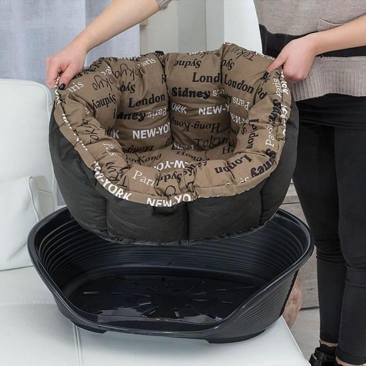 ferplast-sofa-4-hundebett-katzenbett-kunststoffkorb-mit-kissen-64-x-48-x-h-25-cm image 3