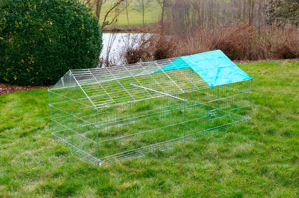 kerbl-pet-freilaufgehege-180x90x75-cm-verzinkt-mit-spitzdach-und-sonnenschutz image 1