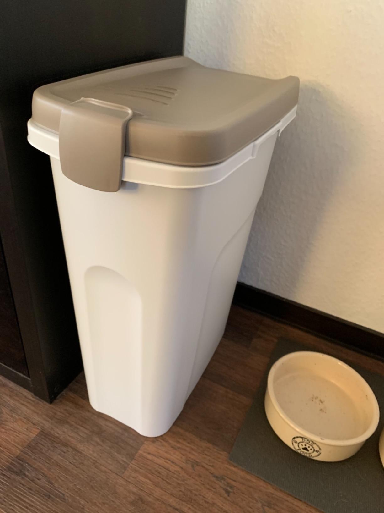 Top Tonne fürs Hundetrockenfutter