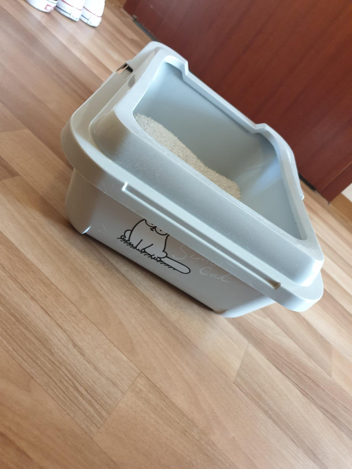 Praktisch mit hohem Rand